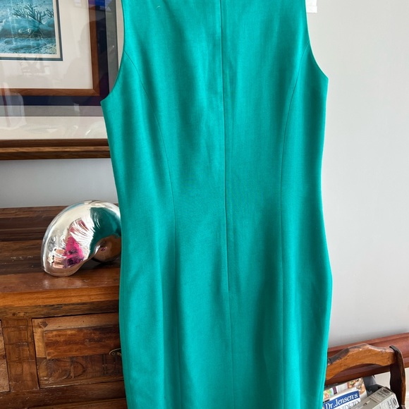 Collection Point Of View Dress.  Green midi,     Size 6. - Picture 2 of 5